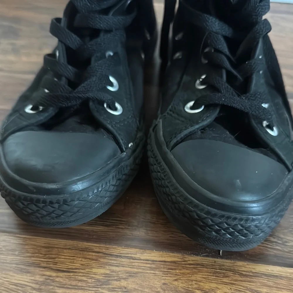 Converse Women's Black High-Top Sneakers - Picture 12 of 12